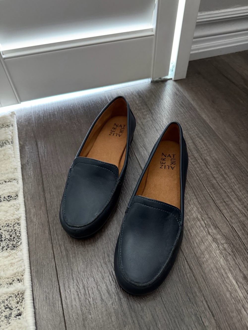 Naturalizer Navy Leather Slip-On Loafers